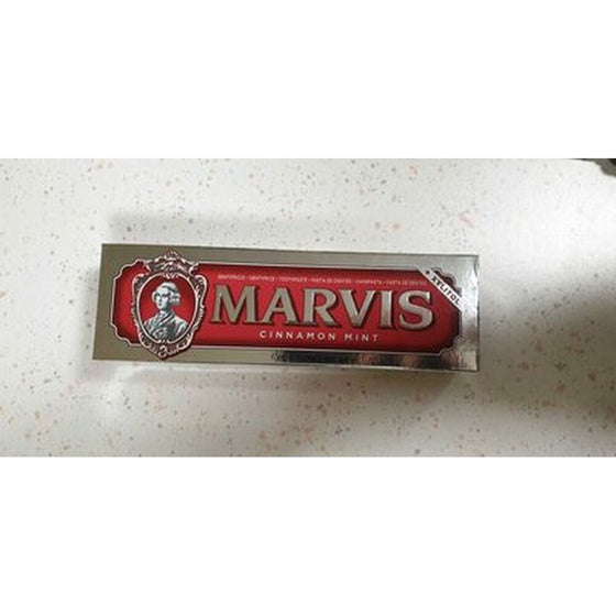 Fluoride toothpaste Cinnamon Mint Marvis (85 ml)